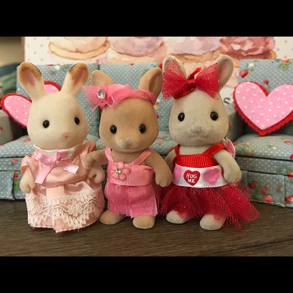 Calico Critter Rabbits - Picture 3 of 9